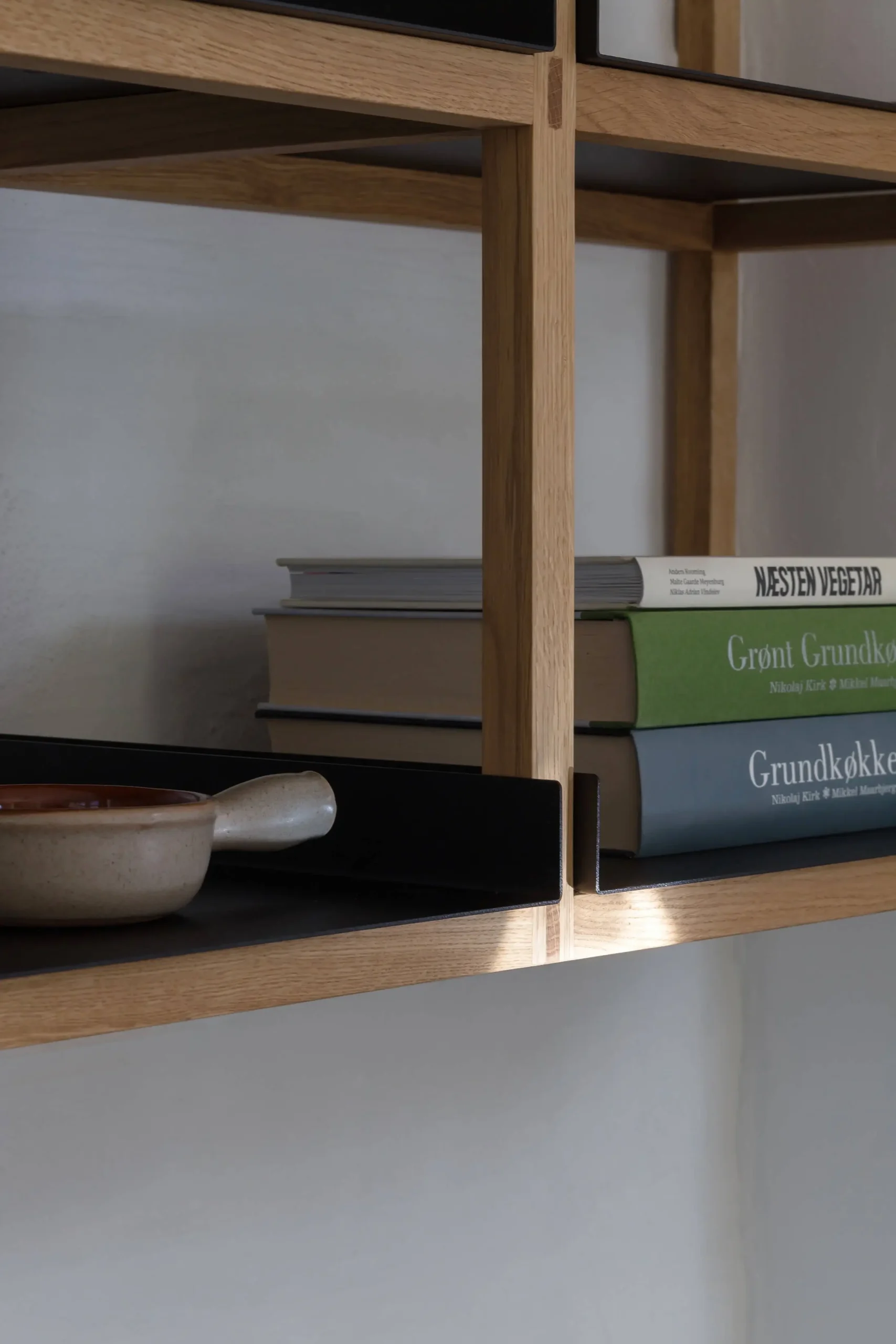 custom-made Tenon kitchen in wood 23 25x25 open kitchen shelf kongacph 1 scaled