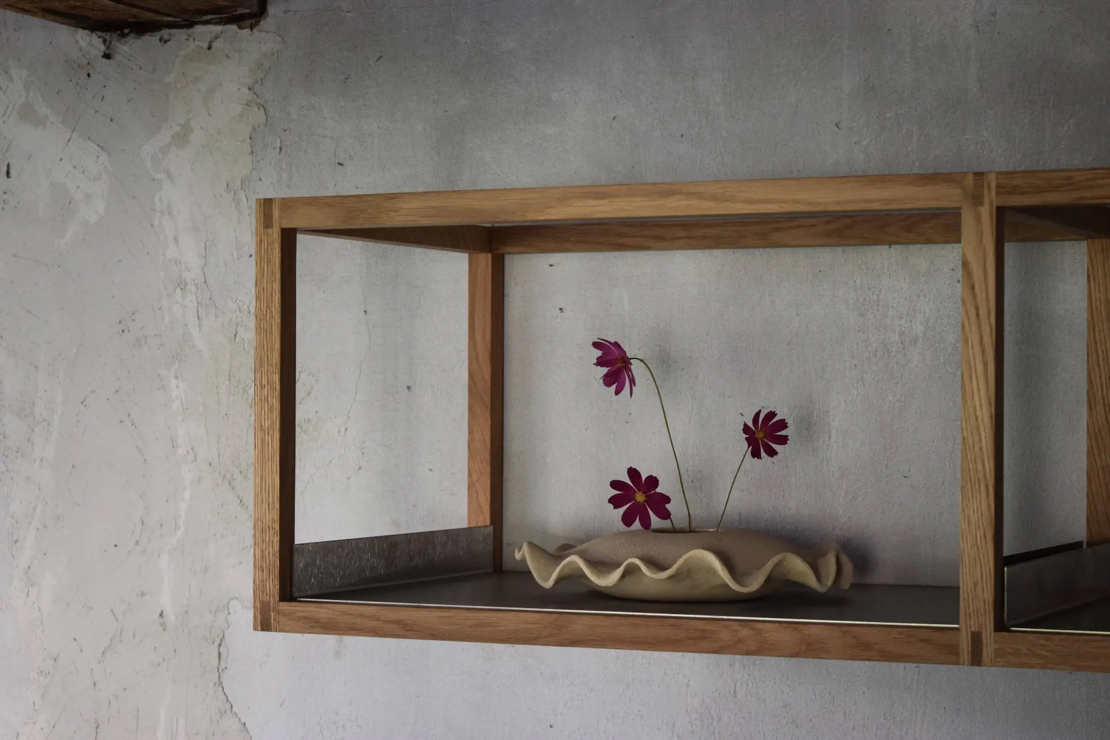 25×25-shelf_display-shelf_open-shelves_birute-si-ceramic 25x25 shelf display shelf kongacph