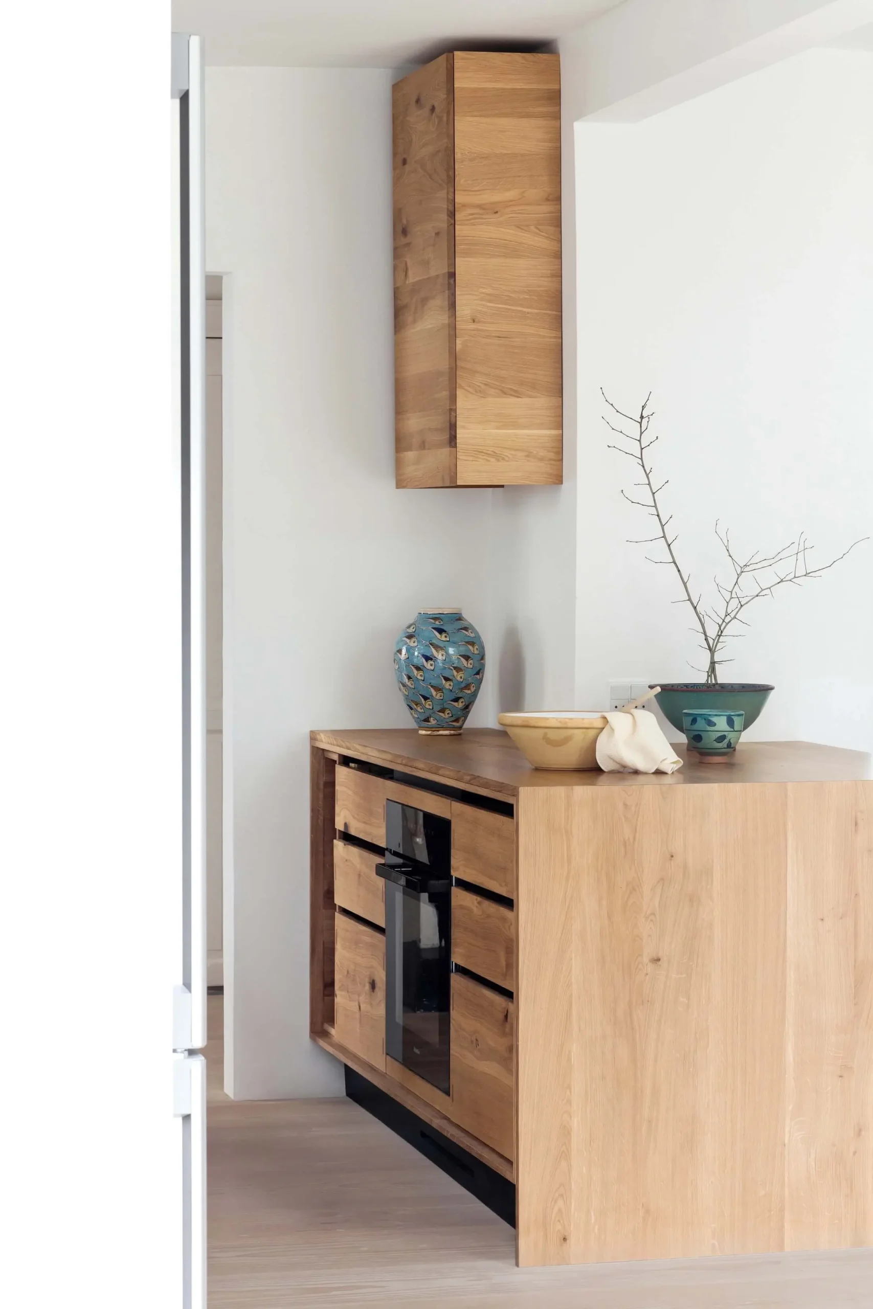 Oak Kitchen in Natural Tones 19 scandinavian modern tenon kitchen island oak scaled