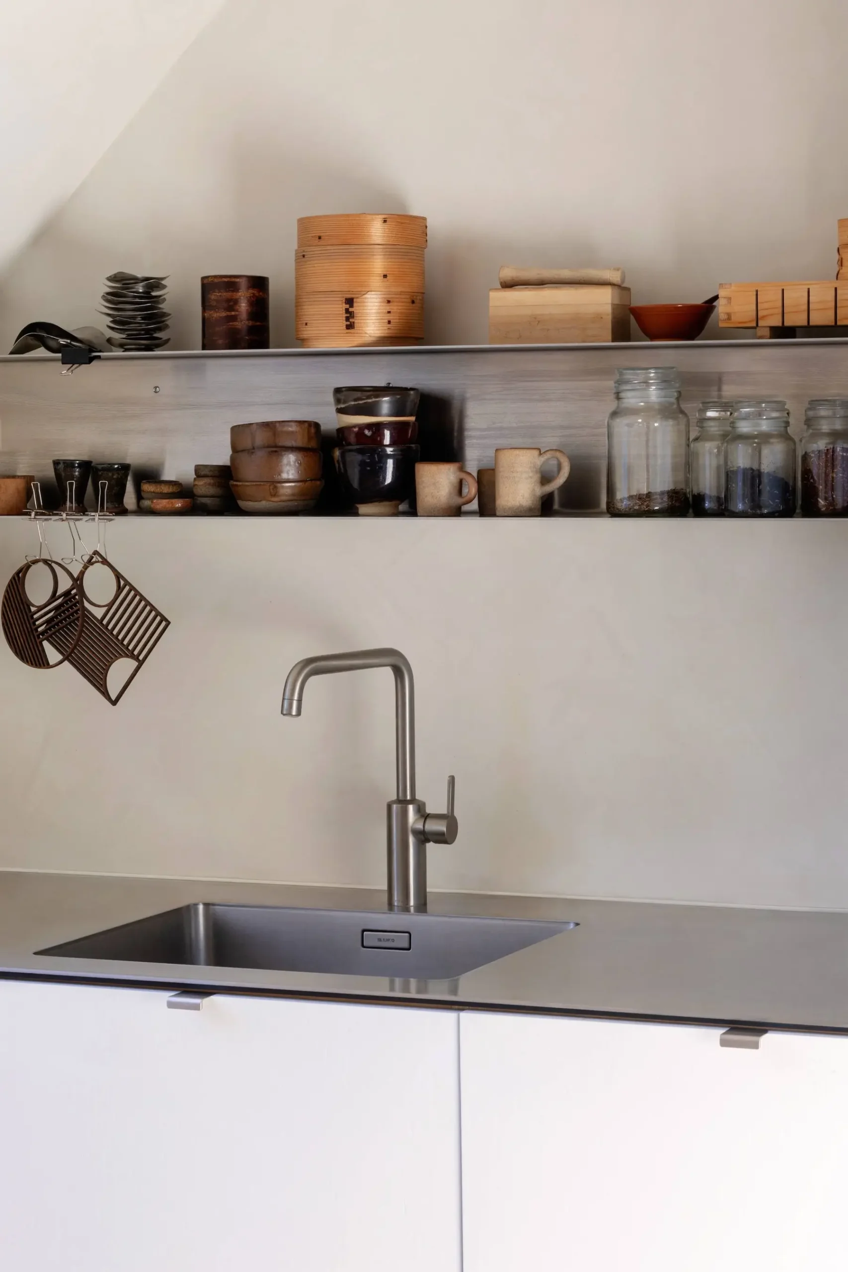 A Kongacph Kitchen Where Two Architects Live 20 painted kongacph kitchen scaled