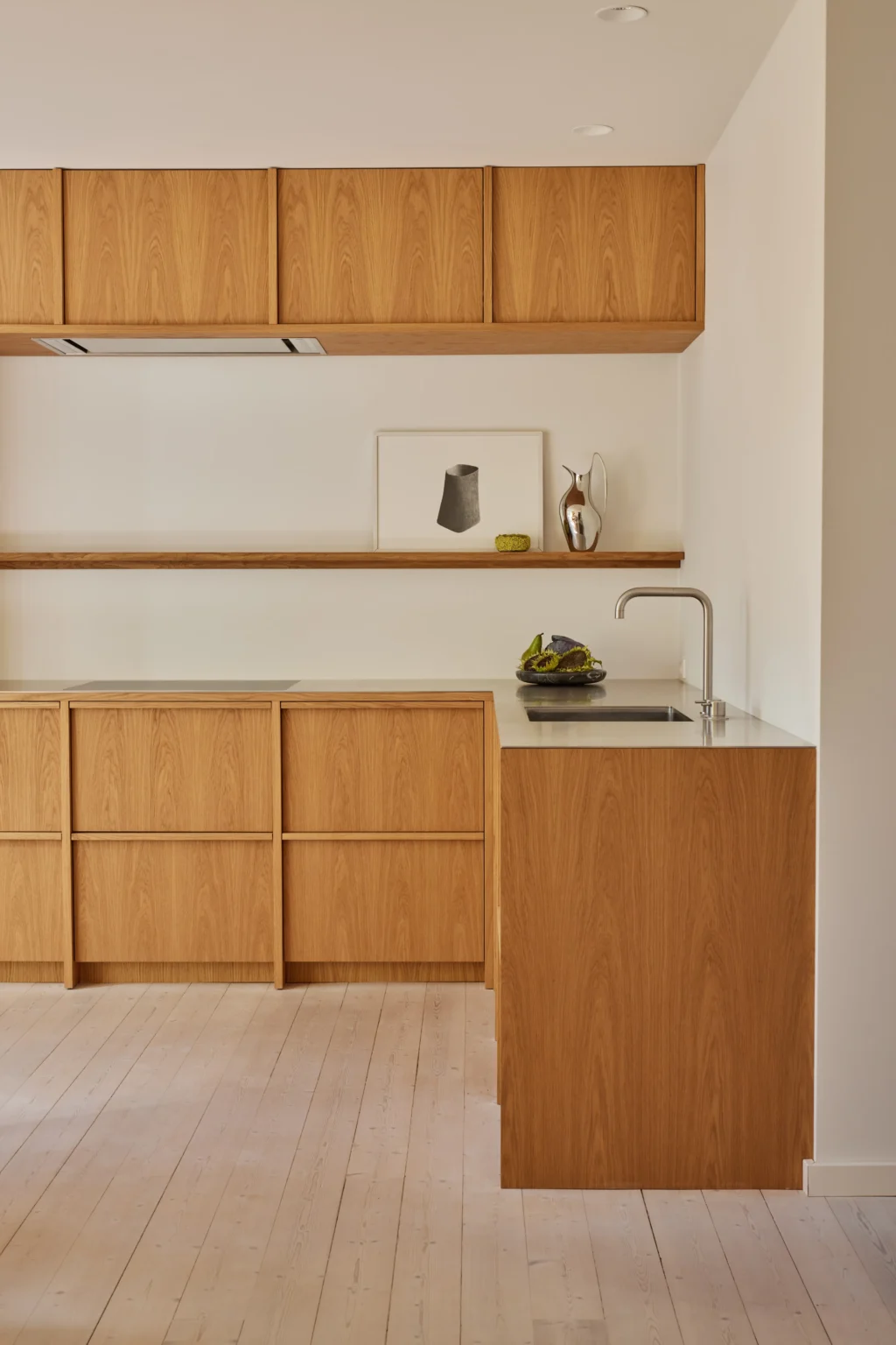 25×25 Workshop oak kitchen by KongaCPH